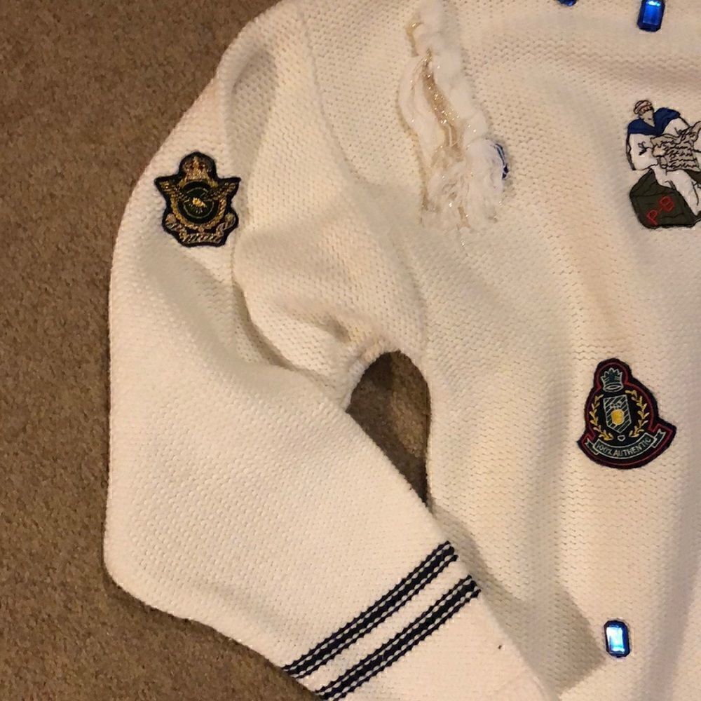 Rare DEAD STOCK Authentic vintage Stephanie by SUZELLE sweater. So unique and so